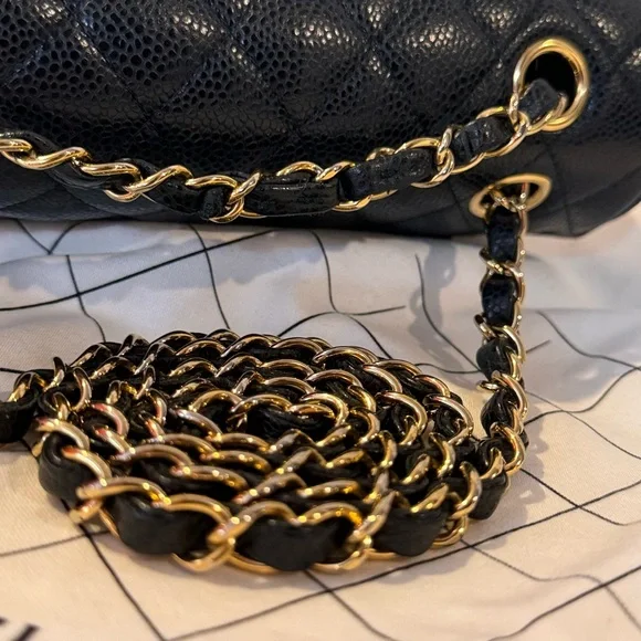 Chanel Classic Flap Bag Caviar Small 2022 series - Picture 15 of 16